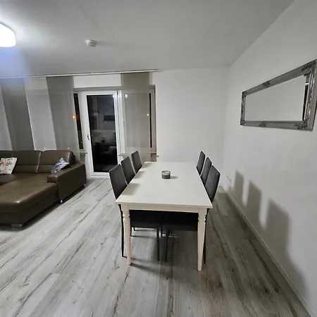 Omega 1 Apartament